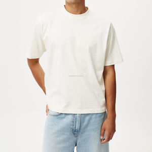 Camiseta Corta para Hombre al por Mayor con Logotipo Personalizado, Nueva, de Alta Calidad, Color Blanco Sólido - Product Image 2