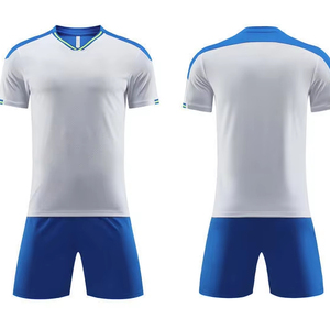 Uniforme de Fútbol Personalizado al por Mayor, Camiseta y Pantalones Cortos para Hombre, Ropa Deportiva de Equipo, Diseño de Logotipo por Sublimación, 100% Poliéster de Secado Rápido - Product Image 4