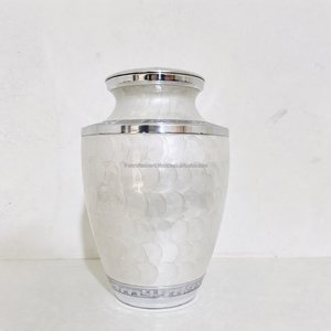 Urna de Cremación de Aluminio Personalizable Estilo Americano en Color Blanco Perla, Recipiente para Cenizas de Adultos, Recuerdo para Funerales, 10 Pulgadas - Product Image 6