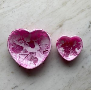 Elegant Resin Heart Dish Decorative Organizer for Rings Earrings Necklaces Keys Home <b>Table</b> Decoration and Accessories <b>Storage</b> - Product Image 1