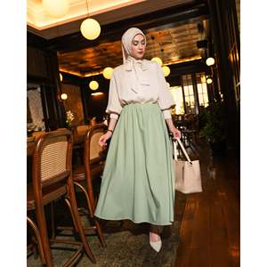Vintage Ladies Cargo <b>Pleat</b> <b>Skirt</b>-PU/Nylon Chic One Size Ezza Label - Product Image 5