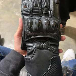 Good Quality Winter Warm Leather White Fashion Driver <b>Touch</b> <b>Screen</b> Outdoor Plain Safety <b>Gloves</b> with Flexible Thumb - Product Image 4