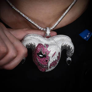 จี้ห้อยคอรูปหัวกระทิงสไตล์ฮิปฮอป งานจิวเวลรี่สั่งทำพิเศษ ประดับเพชรโมอิสซาไนต์ VVS1 ระดับ Iced Out เงินแท้ 925 - Product Image 5