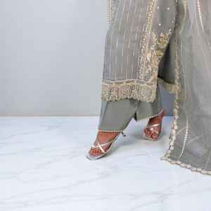 ชุดสตรี ZE-Z2553B - Product Image 3