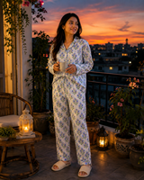 Set Piyama Motif Bunga Botani Wanita, Set Piyama Katun Kancing Depan, Mudah Dipakai Dengan Celana & Kantong Serasi, Set Pakaian Tidur