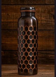 ILAHI's Hammered Copper Eco-Friendly 500ml Tumbler <b>Water</b> <b>Bottle</b> with Lid Classic Design for Home Office Travel Outdoor - Product Image 5