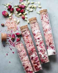 Sel de Bain Pur de l'Himalaya Infusé à la Lavande, Huile Parfumée Naturelle, Cristal Minéral Sculpté Écologique, Apaisant, Détoxifiant, pour Bain Spa - Product Image 6