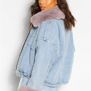 Chaquetas Vaqueras de Mezclilla para Mujer con Logotipo de Marca Personalizado, Chaqueta Vaquera Azul Lavada con Solapa y Detalle Brillante en la Espalda, Hecha en Pakistán - Product Image 4