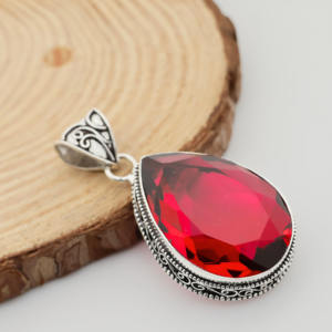 Pendentif en forme de goutte d'eau en quartz rubis – Bijou fantaisie en argent – Cadeau pour elle - Product Image 4