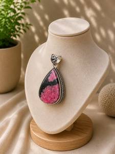 Amuletos de Plata de Estilo Bohemio con Rodonita Negra Hechos a Mano, Joyería de Compromiso para Mujer, Calidad AAA - Product Image 1