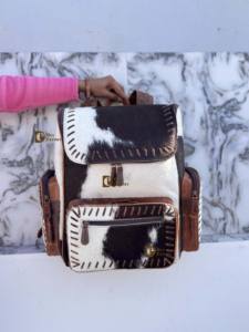 Mochila de Cuero con Pelo de Vaca Estilo Western, Mochila Elegante con Pelo, Bolsos Escolares Unisex, Bolso de Diseño Único - Product Image 2