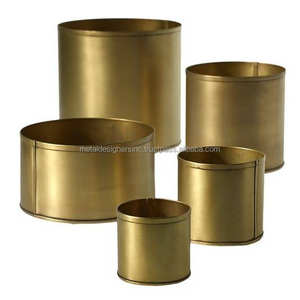 แจกันโลหะสไตล์ดั้งเดิมในหลายขนาดเสร็จแตกต่างกันสำหรับการตกแต่งโต๊ะหรือพื้นงานแต่งงาน - Product Image 6