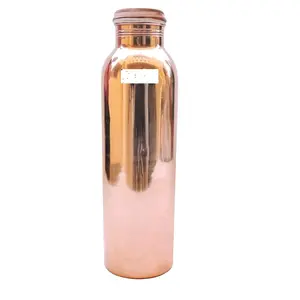 En iyi bakır su şişesi ve özelleştirilmiş boyut ve en iyi kalite cilalı parça doğal renk ve ucuz fiyat