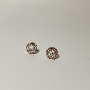 ต่างหูเพชรแท้ทรงบริลเลียนท์คัทจาก LILABA ENTERPRISE น้ำหนัก 0.744 กะรัต เพชรเติมเต็ม 18K โรสโกลด์ รับรองโดย GGL เหมาะสำหรับใส่ทุกวัน - Product Image 2