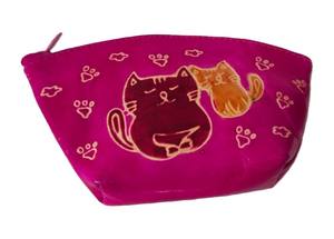 Pochette cosmétique semi-circulaire carrée en cuir artisanal imprimé Lowell pour souvenir - Product Image 6