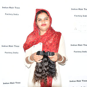 ผมแท้สีดำธรรมชาติ 100% ขนาด 10 ถึง 36 นิ้ว แบบมัดเป็นช่อ ผมหยิกแบบเวอร์จินเวฟจากเวียดนาม แบบดีฟเวฟ ขายส่ง - Product Image 1