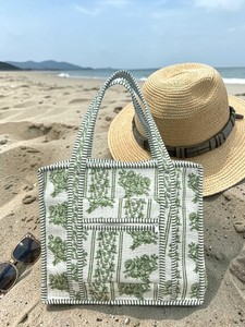 Women's Cotton Quilted Tote <b>Bag</b> Green Floral Print Zipper Pocket Shoulder Handbag Durable <b>Beach</b> Travel Shopping Carryall <b>Bag</b> - Product Image 5