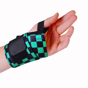 ผ้าพันข้อมือยืดหยุ่นสำหรับออกกำลังกาย ฟิตเนส ยิม รองรับการฝึกซ้อม นุ่ม สบาย ทนทาน พร้อมโลโก้แบบกำหนดเองได้ - Product Image 5