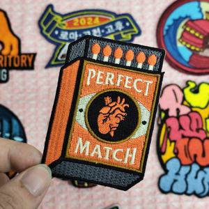 Personnalisez votre propre patch brodé, badge brodé à coudre ou thermocollant, patch brodé personnalisé pour vêtements et casquettes - Product Image 1