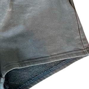 กางเกงขาสั้นเอวสูงทรงฮิตขายส่งสำหรับฤดูร้อน หลายสี ล้างสีแบบแอซิดวอช สำหรับผู้หญิง - Product Image 3