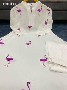 Nueva Colección de Conjuntos Kurti Plazzo Blancos de Algodón 60*60 con Estampado de Aves, Listos para Usar, Venta al Por Mayor, Fabricante de la India - Product Image 5