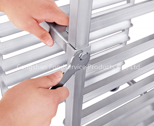 Support de rangement multifonctionnel en aluminium soudé pour bacs à pain, style américain, pour cuisine professionnelle Henry Foodservice - Product Image 5
