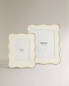 Elegante Marco de Espejo Metálico con Diseño de Libro Abierto, Patrón de Cielo Nocturno Estrellado y Luna, Borde Dorado, Forma Rectangular, Decoración para el Hogar - Product Image 2