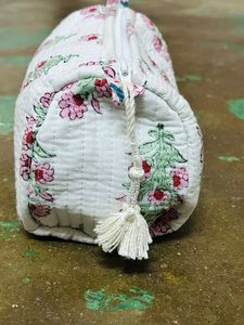 100% Pure Cotton Quilted Toiletry Bag Block Print Eco-friendly Bohemian Floral Zipper Travel for Pouch Vintage Cosmetic Bag - Product Image 3