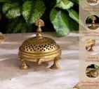 Brûleur d'encens en laiton de qualité supérieure, nouveau design, avec détails anciens, pour les cérémonies sacrées, finition dorée polie, utilisation toute saison - Product Image 5