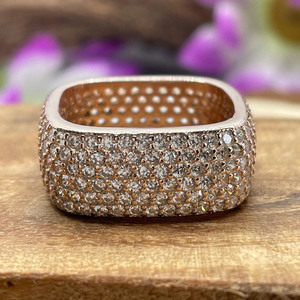 Anillo de Eternidad de Plata de Ley 925 Chapado en Oro Rosa con Diamantes de Moissanita, Corte Brillante Redondo, Engaste Pavé, Anillo de Boda de Lujo - Product Image 3