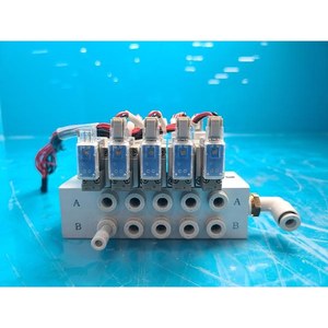 Válvula Solenoide de 5 Puertos SMC SYJ5243-5LZ-X80, Usada, Piezas de Equipos Semiconductores Legacy - Product Image 5