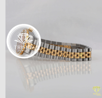 Montre de luxe bicolore pour homme avec diamants, bracelet en acier inoxydable doré, mouvement à quartz, cadran champagne et lunette sertie de diamants.