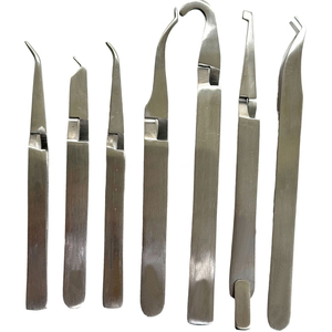 7 Pinzas Ergonómicas de Ortodoncia Dental para Remoción y Colocación de Brackets, de Acero, Manuales, de Alta Calidad, Clase I - Product Image 6