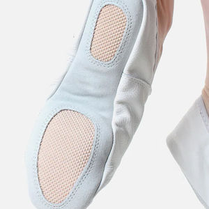Chaussures de danse et de gymnastique professionnelles très vendues, nouveau design, en cuir écologique souple, légères, semelle plate en caoutchouc, pour l'hiver - Product Image 5
