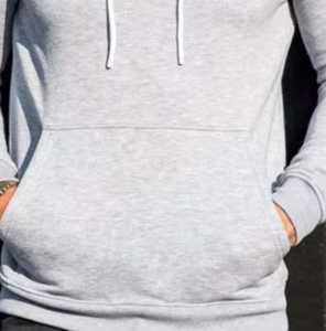 Sweat à capuche oversize en molleton de coton et polyester avec double capuche, poche et poignets côtelés pour un style décontracté contemporain - Product Image 1