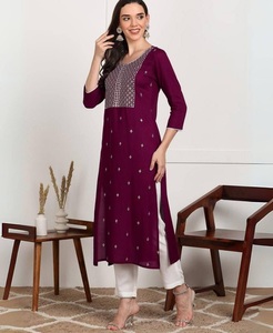 Kurtis de Rayón Morado para Mujer con Cuello Bordado, Corte Holgado, Largo hasta el Tobillo, Ropa Tradicional y de Uso Diario, Kurtis Largos Elegantes - Product Image 1