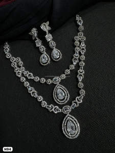 Ensemble de bijoux de mariée en diamant américain classique Collier et boucles d'oreilles en deux pièces pour mariage Style classique à la mode - Product Image 2