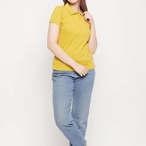 Chemises polo pour femmes OEM avec logo, chemises polo à manches courtes tendance, respirantes, en tricot, fabrication au Pakistan - Product Image 3