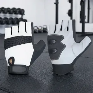 Guantes Profesionales de Fitness de Medio Dedo, Rojos y Negros, de Malla y Cuero PU, Unisex, para Gimnasio y Levantamiento de Pesas, con Correa para la Muñeca - Product Image 4