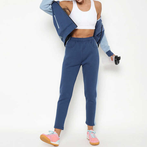 Conjunto deportivo para mujer, muy vendido, duradero, de alta calidad, antiencogimiento, antipilling, de secado rápido, a bajo precio. - Product Image 5