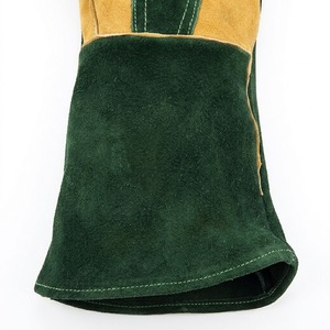 Guantes de soldadura de cuero vacuno de primera calidad, palma y pulgar reforzados, resistentes al fuego y al calor, con forro polar para trabajos pesados. - Product Image 6