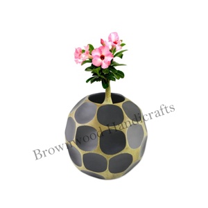 Vase à fleurs rond en bois de manguier sculpté à la main sur mesure pour la décoration de chambre et de dessus de table Cadeaux en bois Fabricant de confiance - Product Image 2
