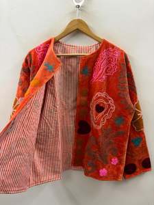 Veste d'extérieur chaude pour femme, en velours de coton, style ethnique Suzani, coupe oversize, chic bohème, idéale pour demoiselle d'honneur - Product Image 3