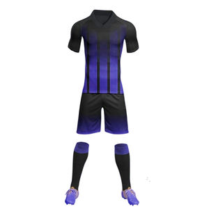 Uniforme de Fútbol Sublimado de Diseño Personalizado en Todos los Tamaños, Conjunto de Camiseta y Pantalones Cortos, Suave, Transpirable, de Secado Rápido - Product Image 2