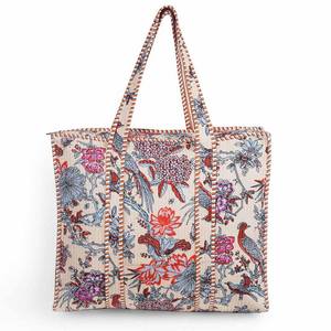 Sac fourre-tout matelassé en coton rose pastel à motif floral rayé, grand sac à bandoulière pour le shopping, la plage et l'usage quotidien, vente en gros de sacs fourre-tout rembourrés - Product Image 6