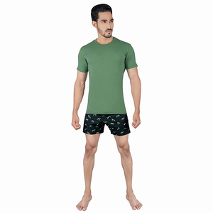 Ensembles d'été gothiques pour hommes de qualité supérieure en noir – Ensembles d'été personnalisables pour hommes, style décontracté, vente en gros pour adultes - Product Image 3