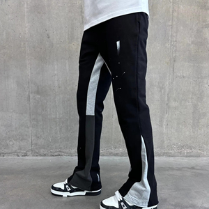 Pantalon de survêtement homme coupe ample évasée, style baggy, à rayures, jambe large, avec logo personnalisé - Product Image 1