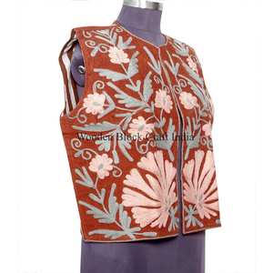 Chaleco sin mangas de algodón cotrizado para mujer, chaleco cálido para uso en exteriores, del fabricante indio, ideal para bodas. - Product Image 2