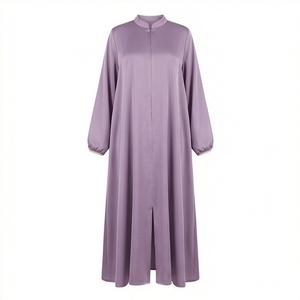 Abaya élégante pour femmes, longueur totale, design sobre, confectionnée en tissu léger, pour la prière ou le style quotidien, tenue de luxe. - Product Image 1