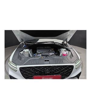 Genesis GV70 2.5T 2024 Gasolina 2WD con 6,948 km, Caja de Cambios Automática, Asientos de Cuero, Cámara Trasera - Product Image 6